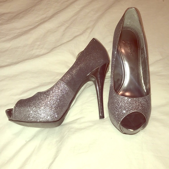 Fun sparkling high heels - Picture 1 of 2